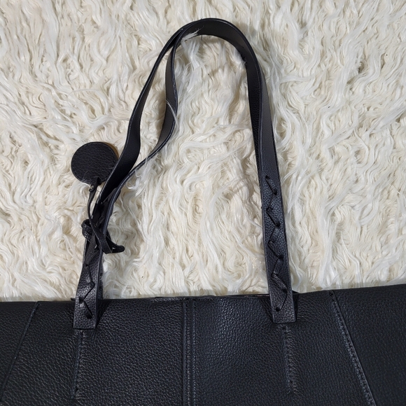 Tommy Bahama Genuine Leather Black Tote Bag - Picture 5 of 16